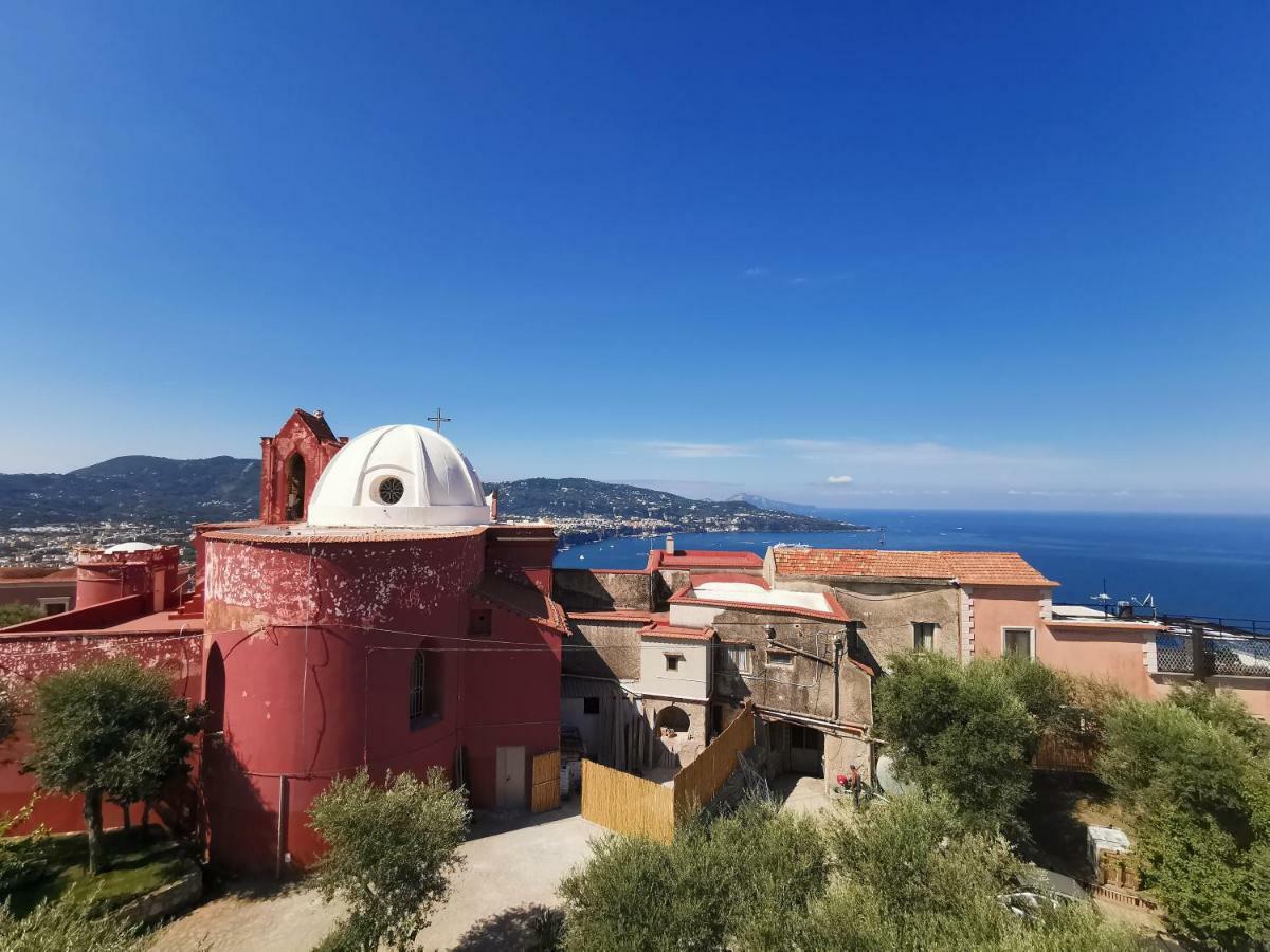 Maison Montechiaro Вико Екуензе Екстериор снимка