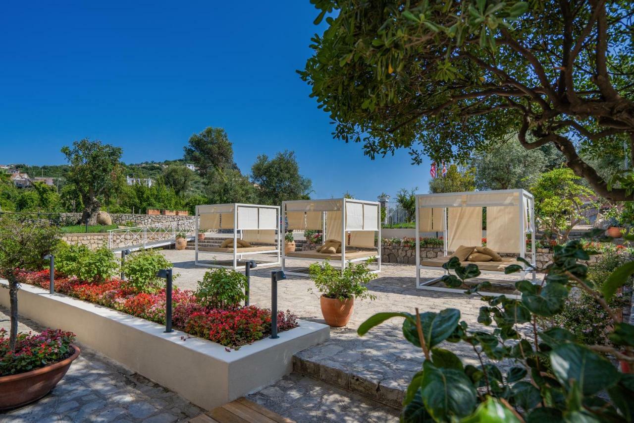 Maison Montechiaro Вико Екуензе Екстериор снимка